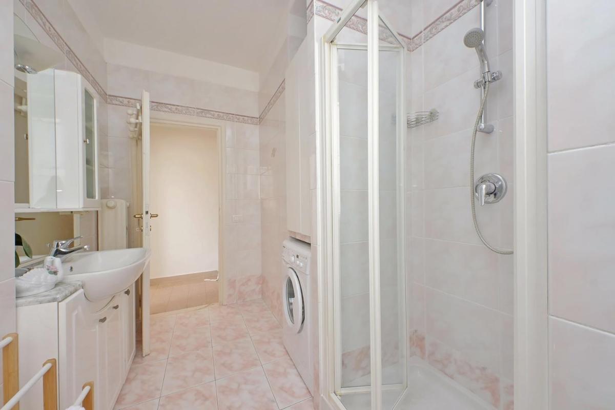 Center In A Few Minutes, La Fenice Appartement Rome