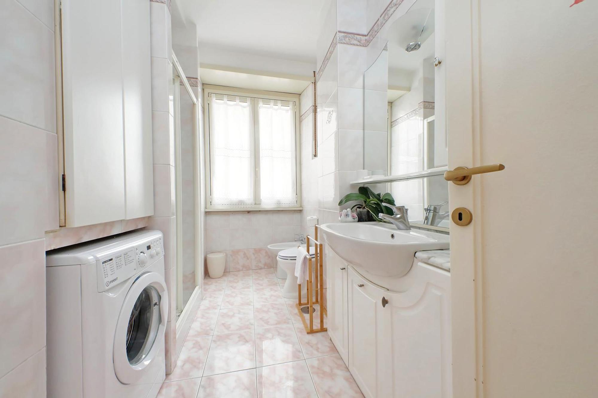 Apartment Center In A Few Minutes, La Fenice Rome