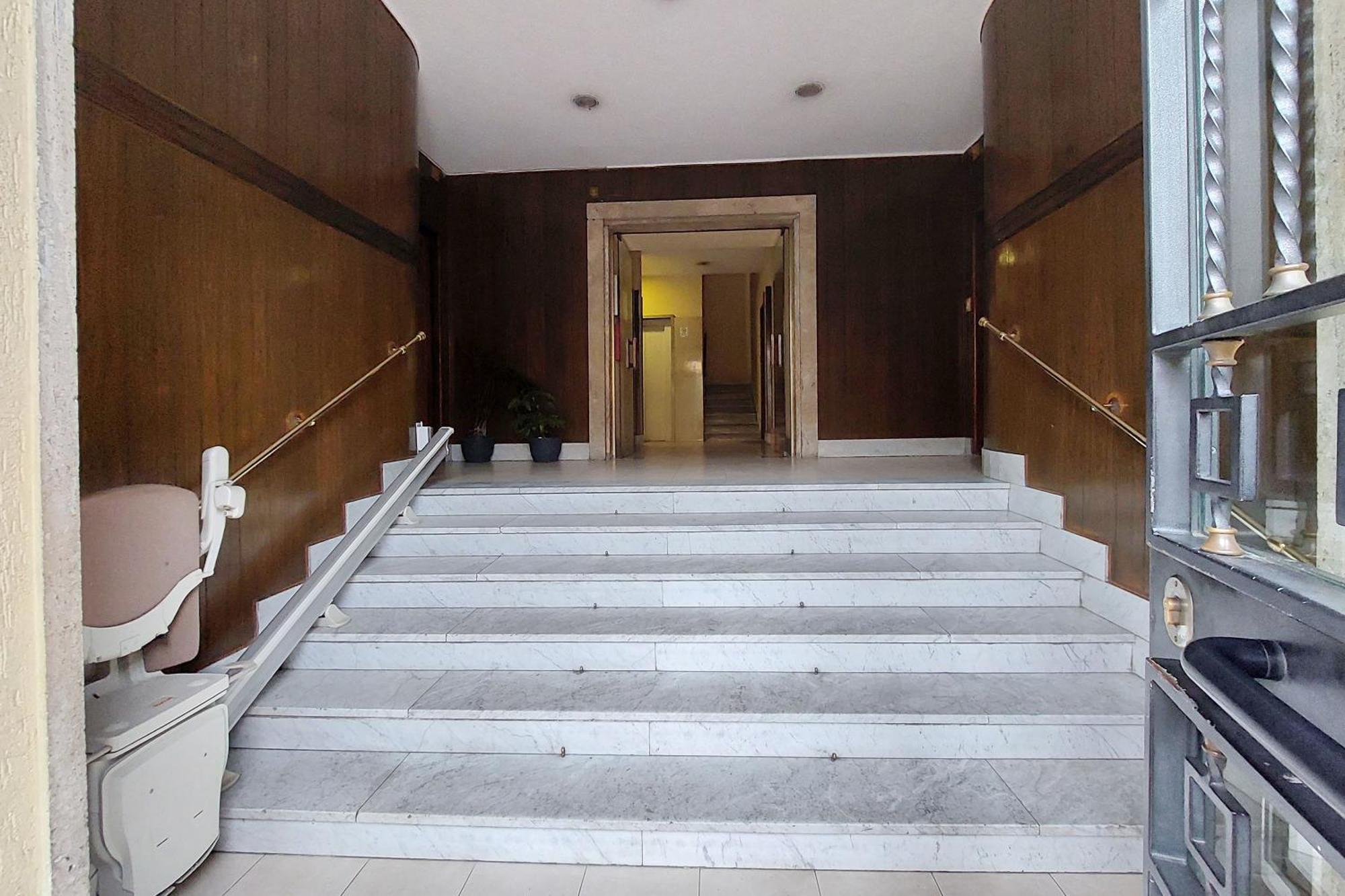 Center In A Few Minutes, La Fenice Appartement *